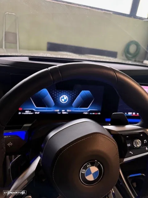BMW 740 d xDrive Pack M Auto - 18