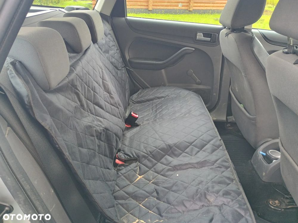 Ford Focus - 21