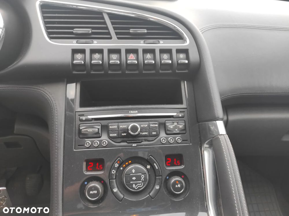 Peugeot 3008 1.6 THP Allure - 25
