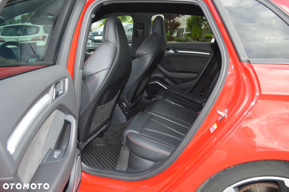 Audi RS3 Sportback 2.5 TFSI Quattro S tronic - 11