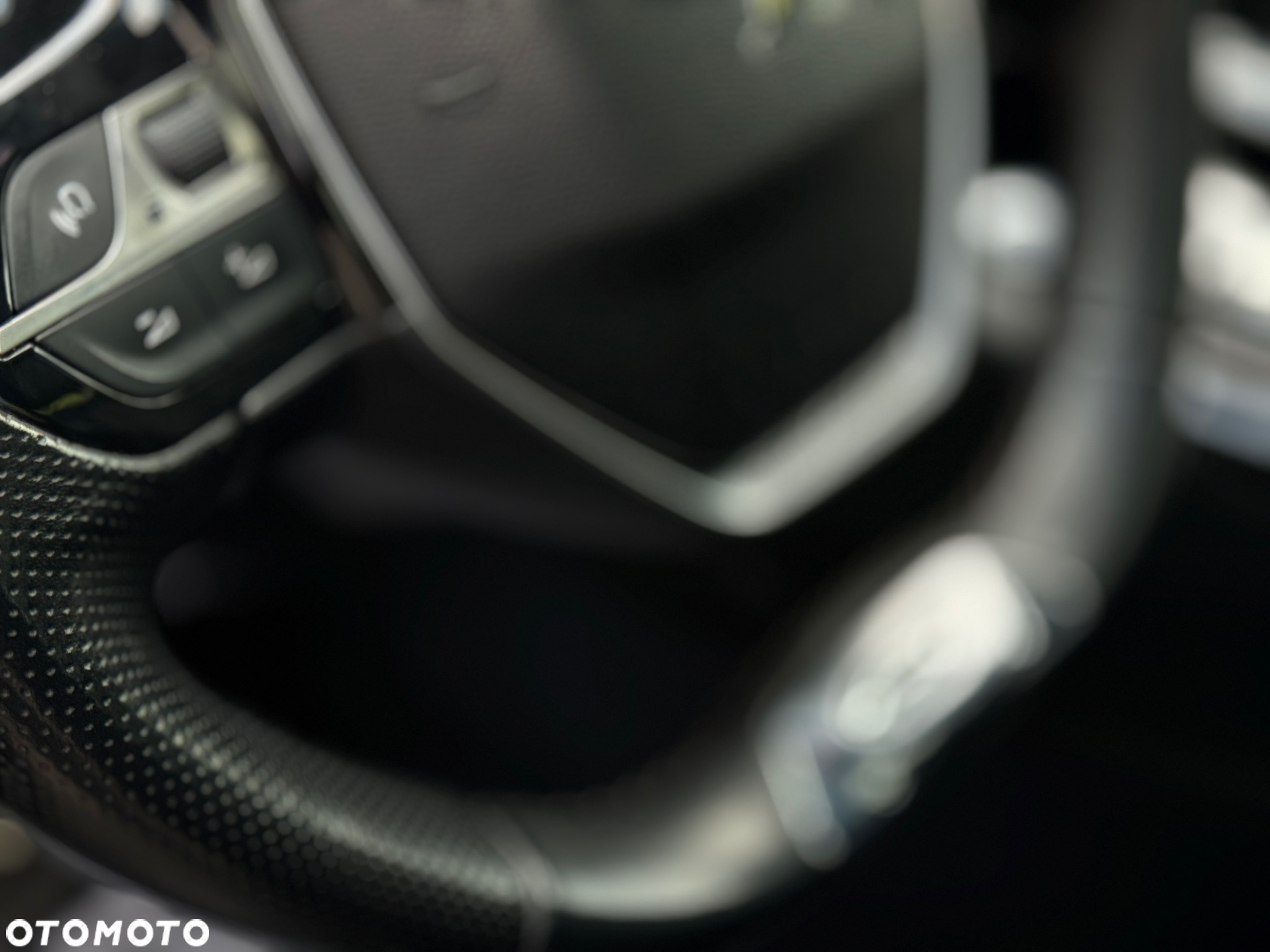 Peugeot 5008 BlueHDI 180 EAT8 GT - 24