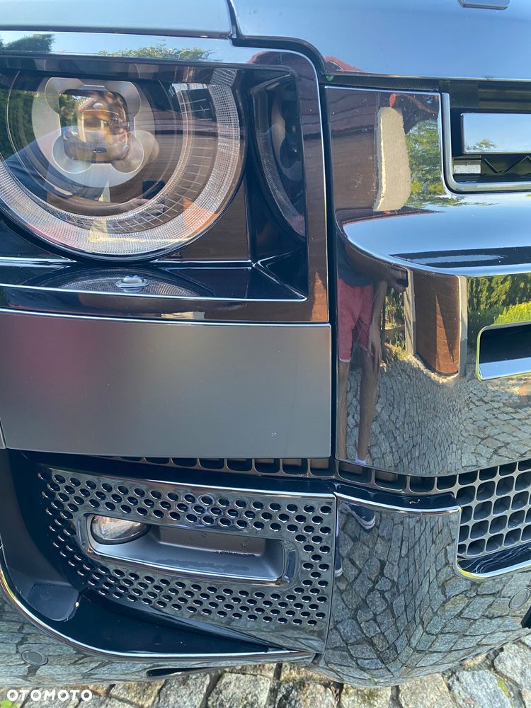 Land Rover Defender 3.0 D300 mHEV SE - 28