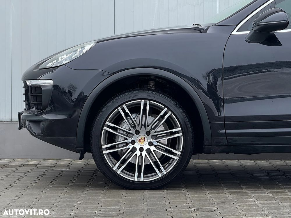 Porsche Cayenne S Platinum Edition - 29