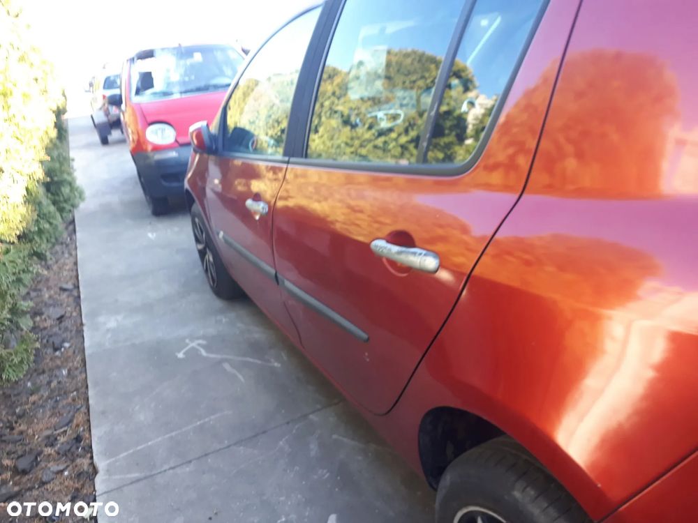 RENAULT CLIO III 05-09 1.4 16V ZACISK HAMULCOWY PRZÓD TYŁ PRAWY LEWY - 13