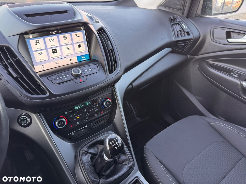 Ford Kuga 1.5 TDCi FWD Trend - 26