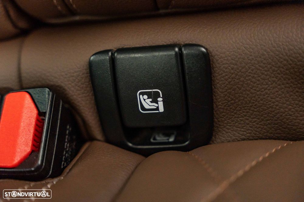 Volvo XC 40 1.5 T5 PHEV Momentum Plus - 29