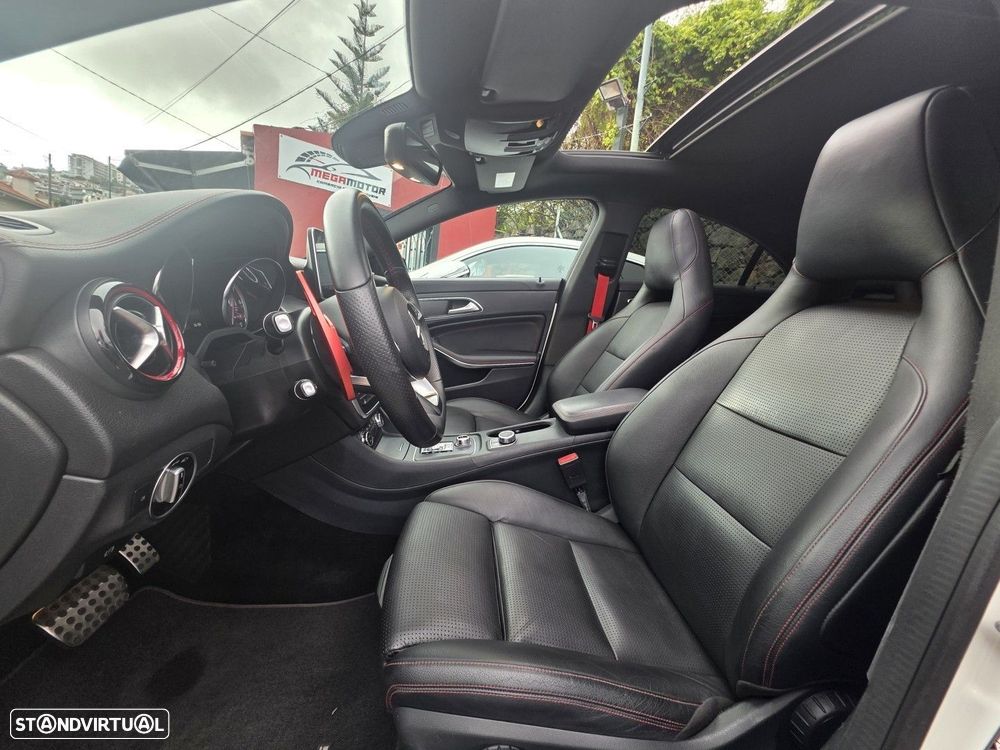 Mercedes-Benz CLA 45 AMG 4Matic 7G-DCT - 11