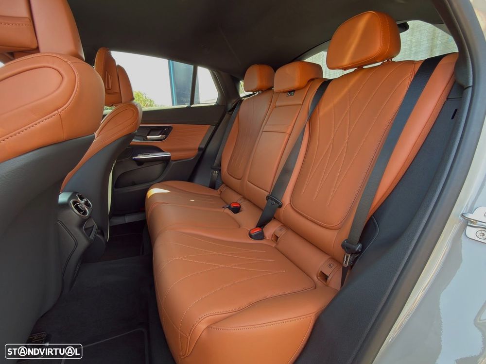 Mercedes-Benz GLC 300 de Coupe 4Matic - 16