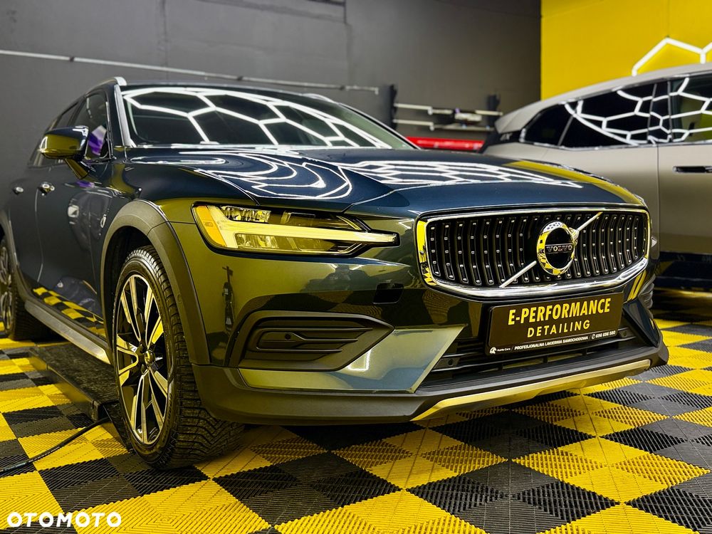 Volvo V60 Cross Country T5 AWD Geartronic - 2
