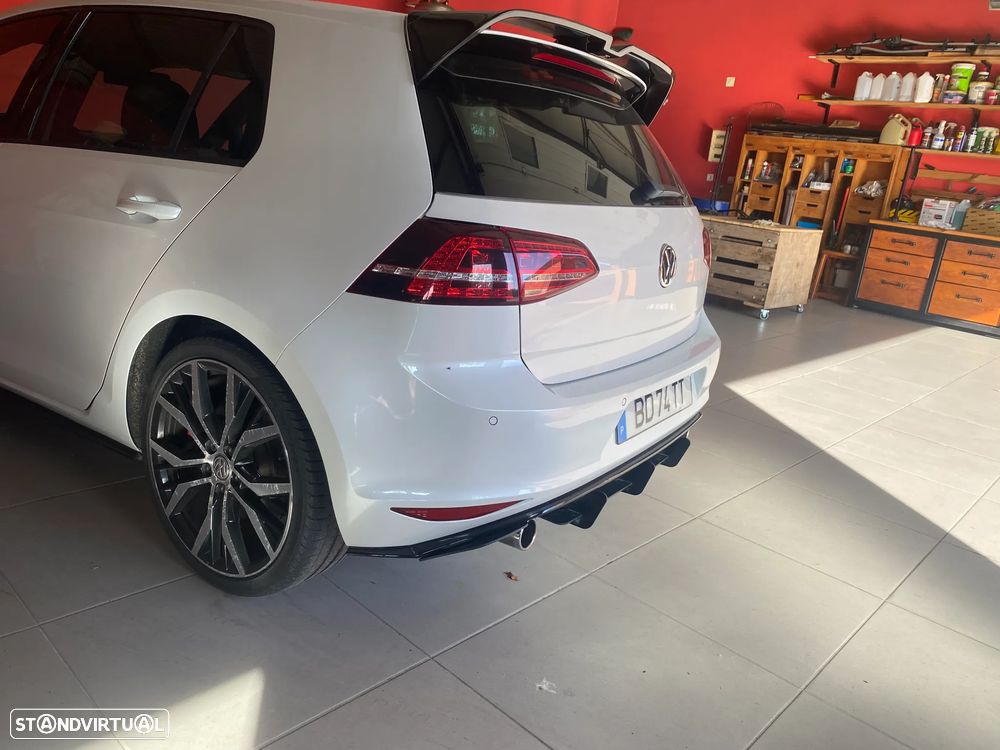 VW Golf 2.0 GTi DSG Edition 30 - 36