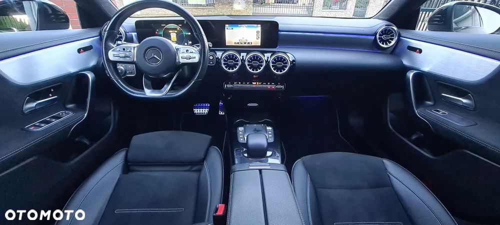 Mercedes-Benz CLA 220 d Edition 1 8G-DCT - 34
