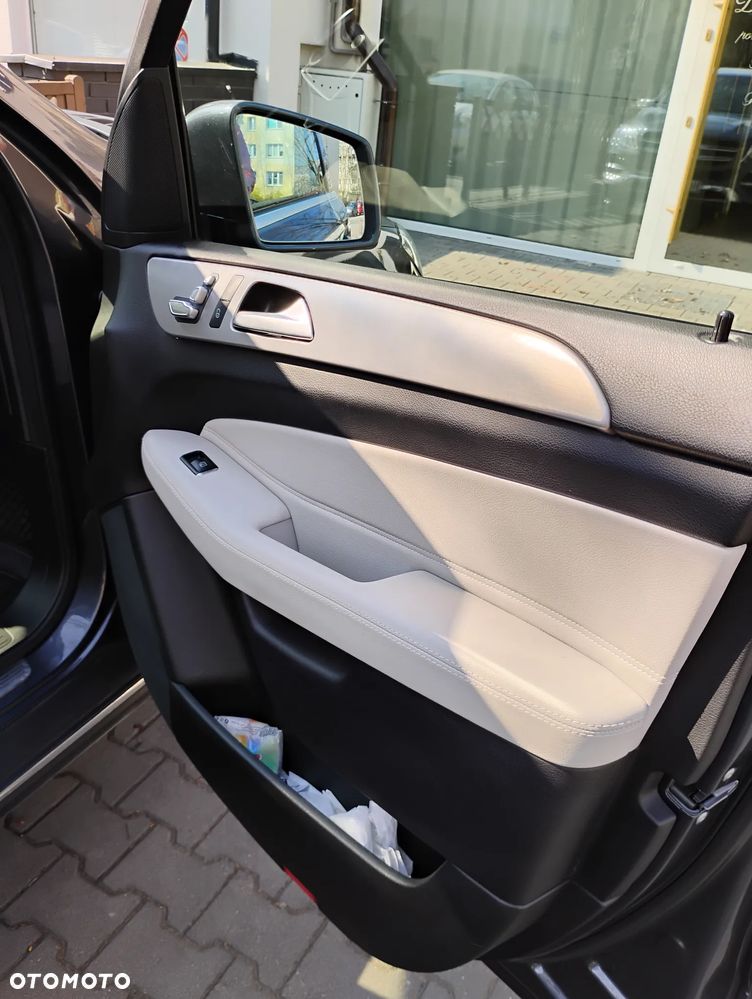 Mercedes-Benz GLE 350 d 4-Matic - 11