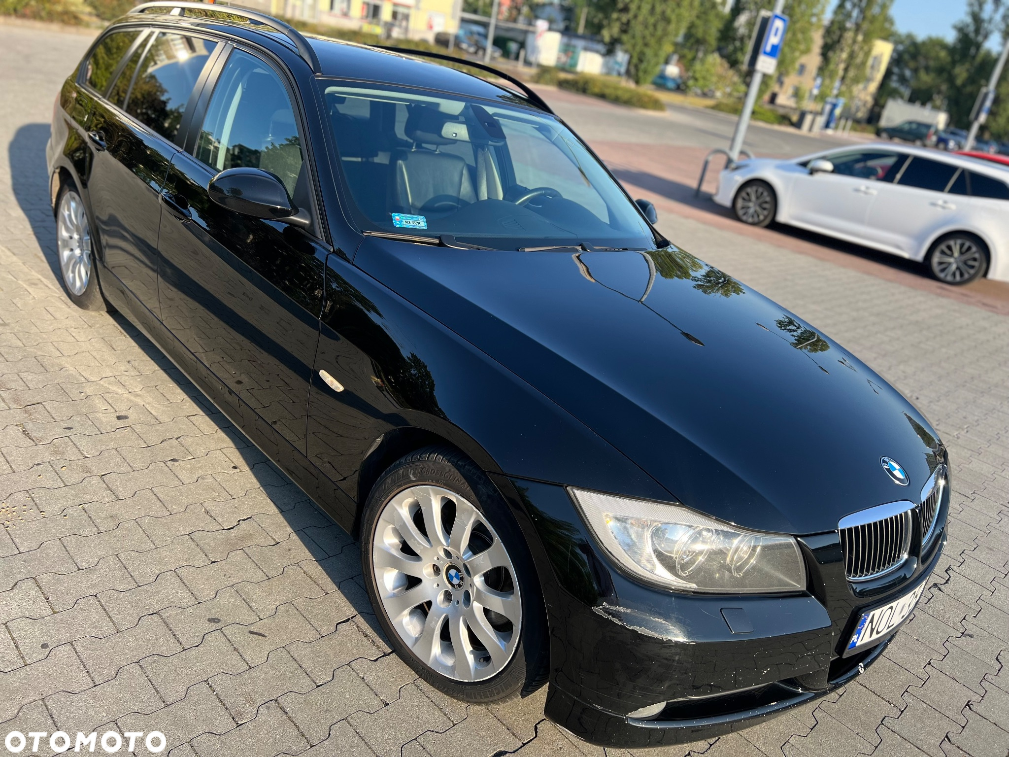 BMW Seria 3 320d DPF Touring - 2
