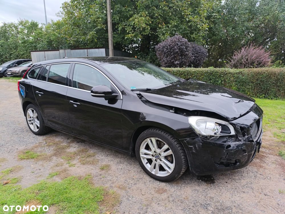 Volvo V60 D5 Geartronic Summum - 2