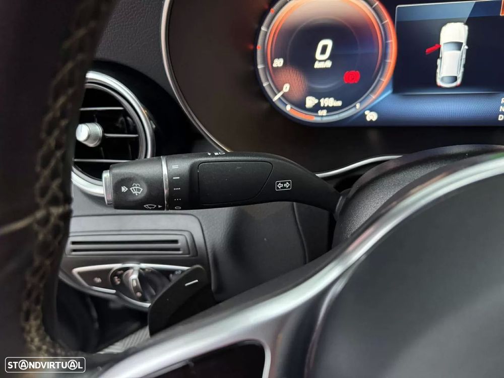 Mercedes-Benz GLC 300 de Coupe 4Matic 9G-TRONIC - 11