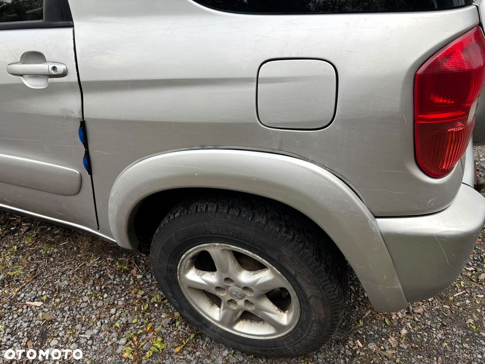 Toyota RAV4 - 7