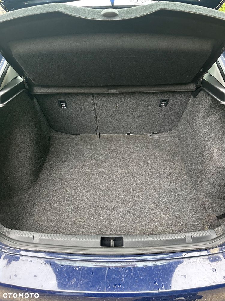 Skoda RAPID 1.2 TSI Elegance - 8