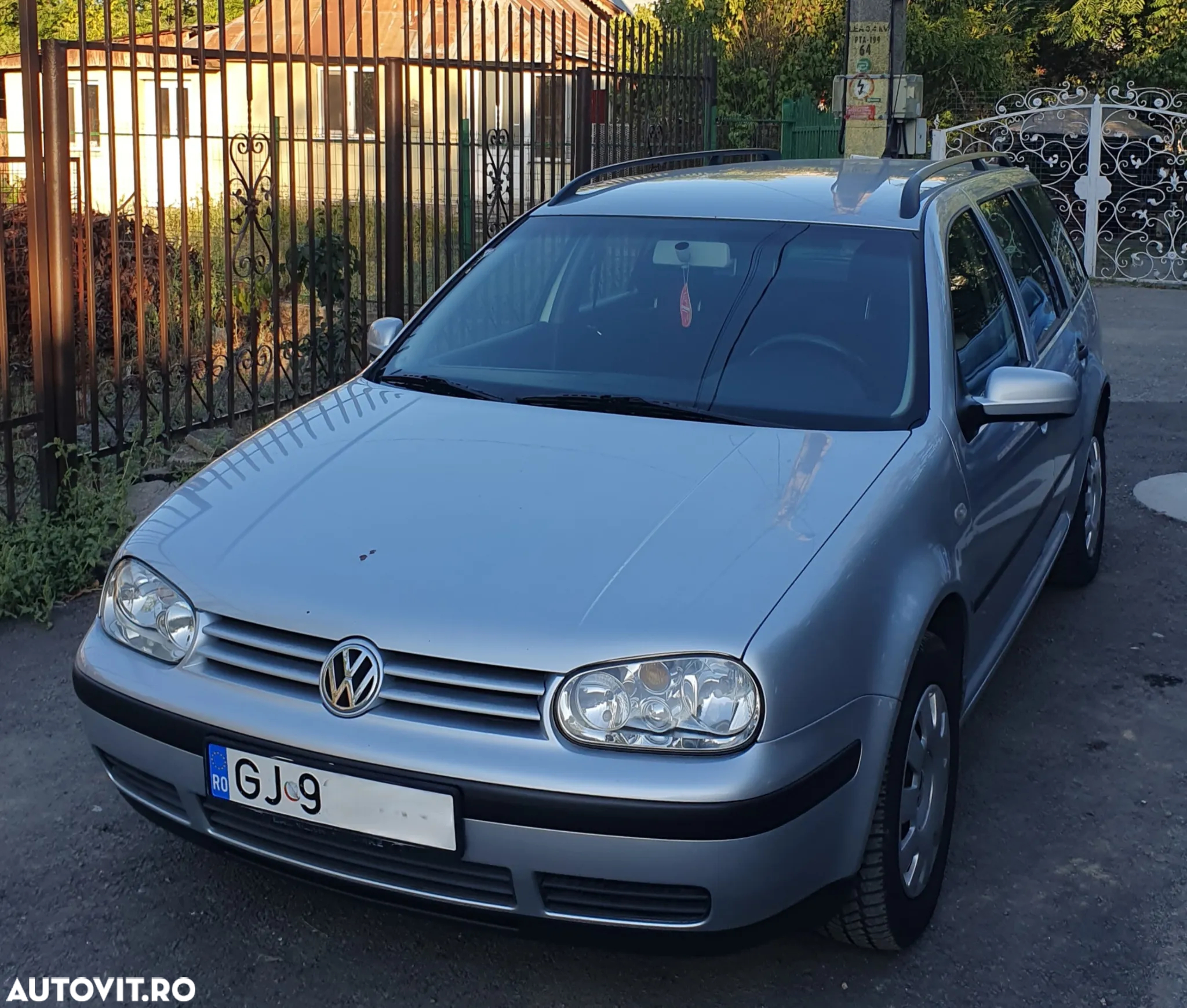 Volkswagen Golf Variant 1.6 Comfortline - 3