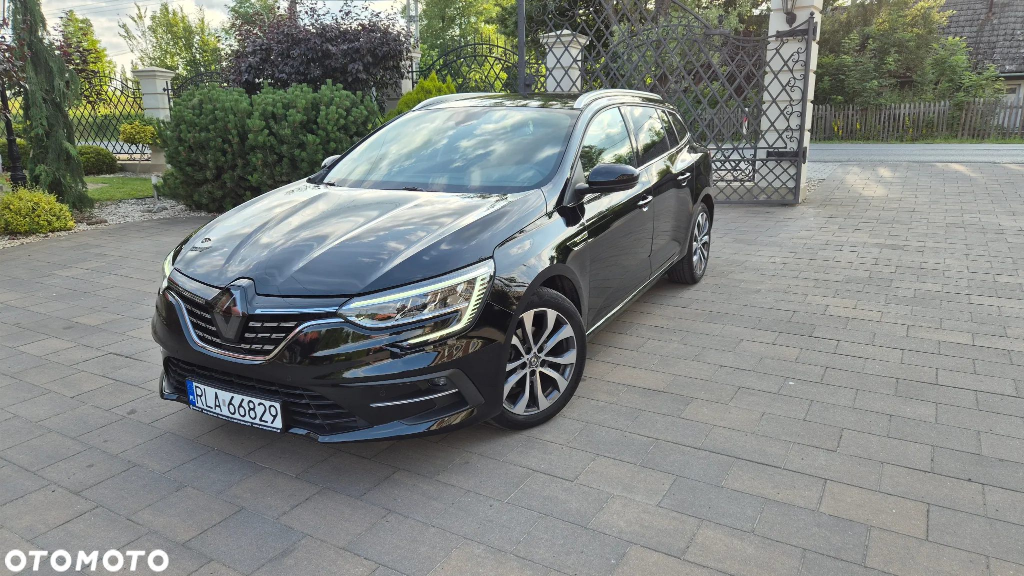 Renault Megane 1.3 TCe FAP Techno EDC - 3