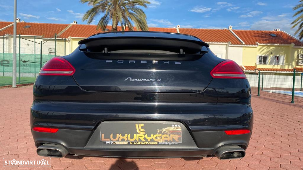 Porsche Panamera 4 Edition PDK - 3