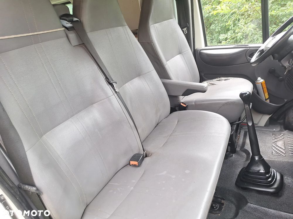 Ford Transit - 10