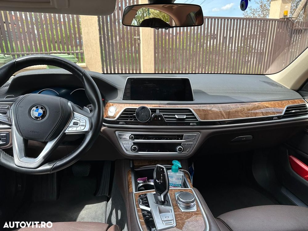 BMW Seria 7 730d xDrive - 6