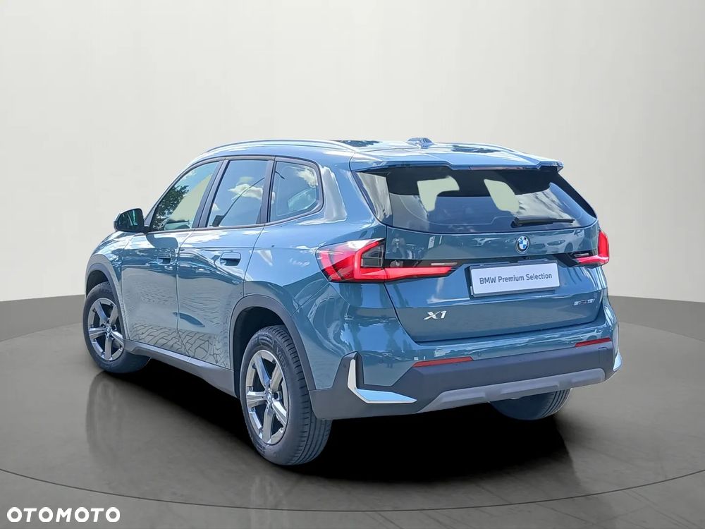 BMW X1 sDrive18i - 4