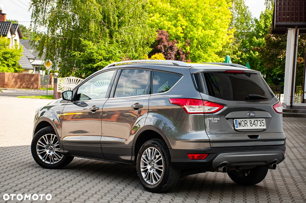 Ford Kuga 2.0 TDCi 4x4 Titanium - 4