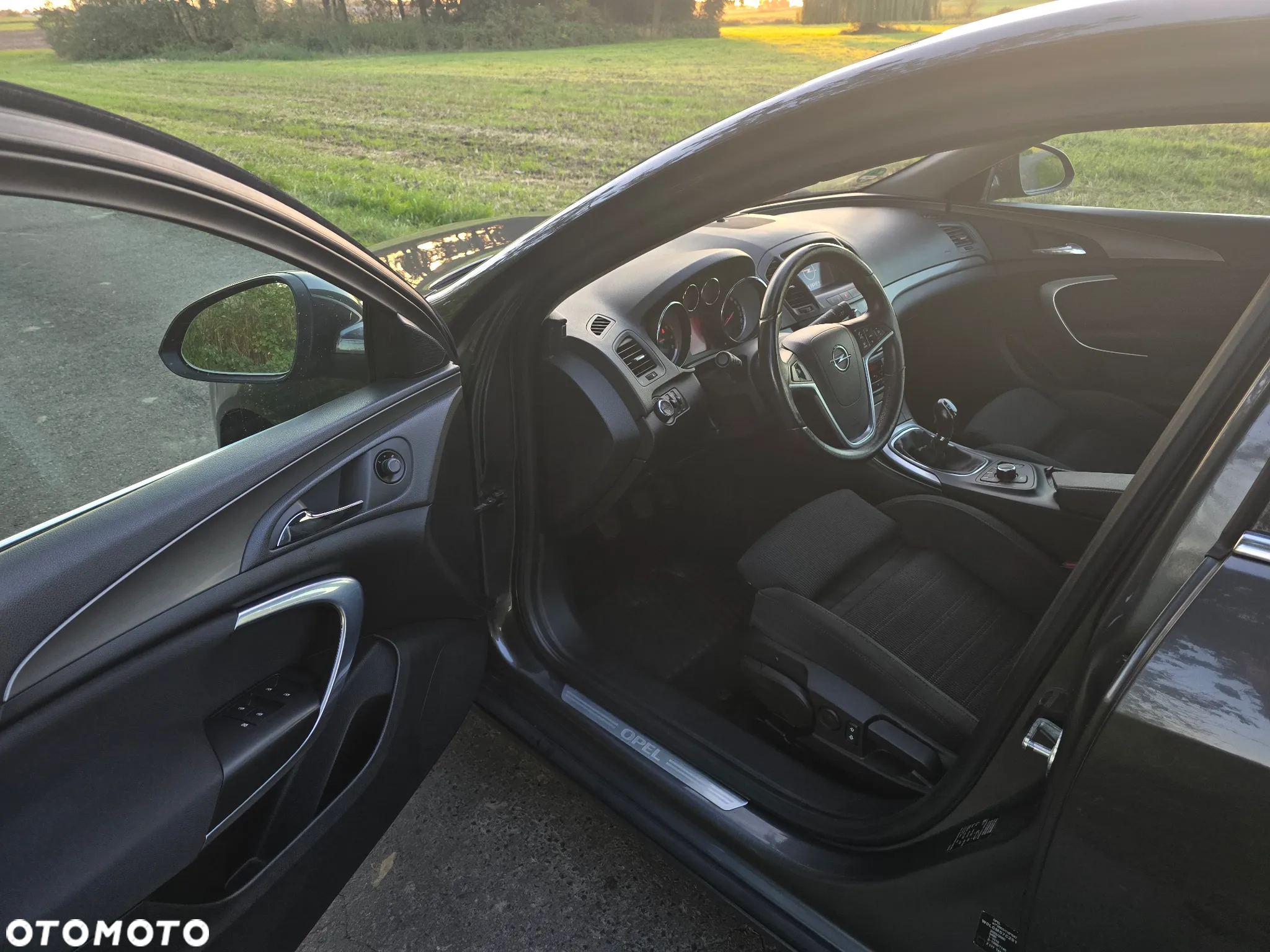 Opel Insignia 1.8 Executive - 22