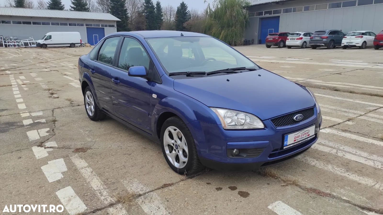 Ford Focus 1.6i Trend - 1