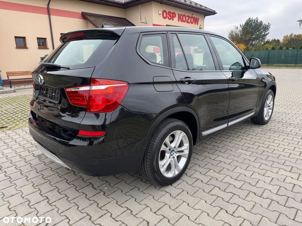 BMW X3 sDrive18d xLine - 9