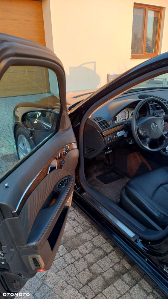 Mercedes-Benz Klasa E 320 Avantgarde - 14