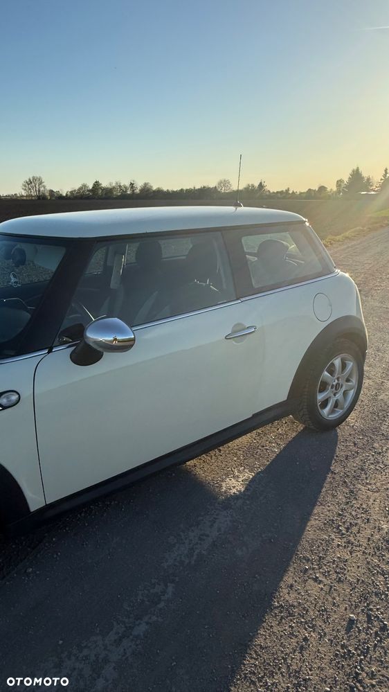 MINI ONE Standard - 4