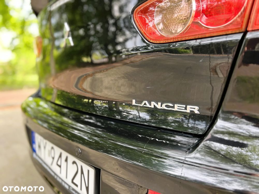 Mitsubishi Lancer - 31