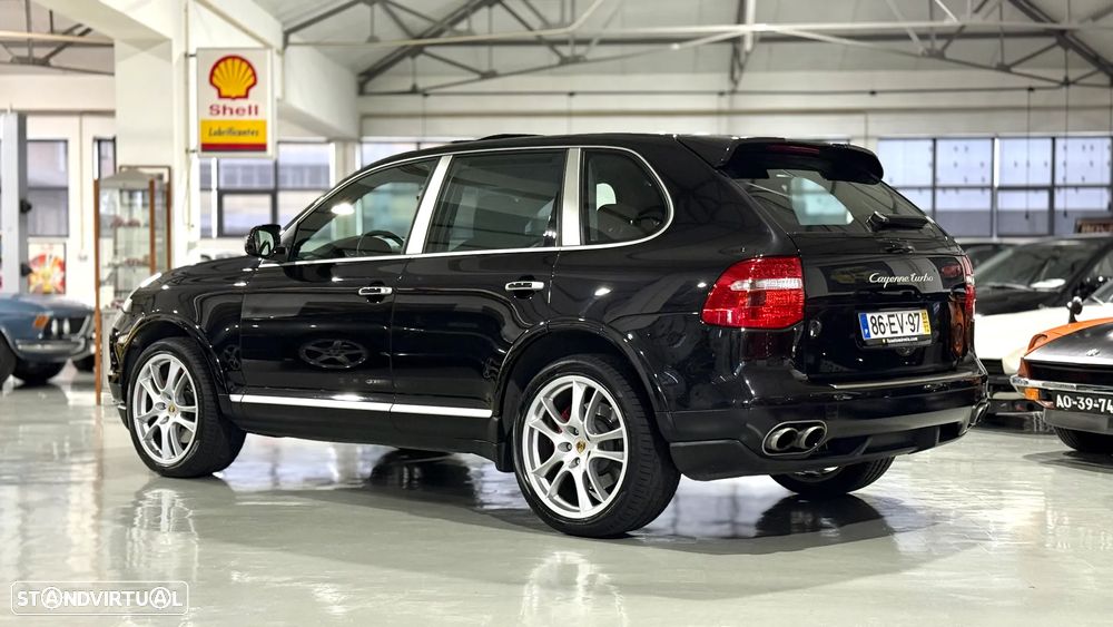 Porsche Cayenne Turbo - 3