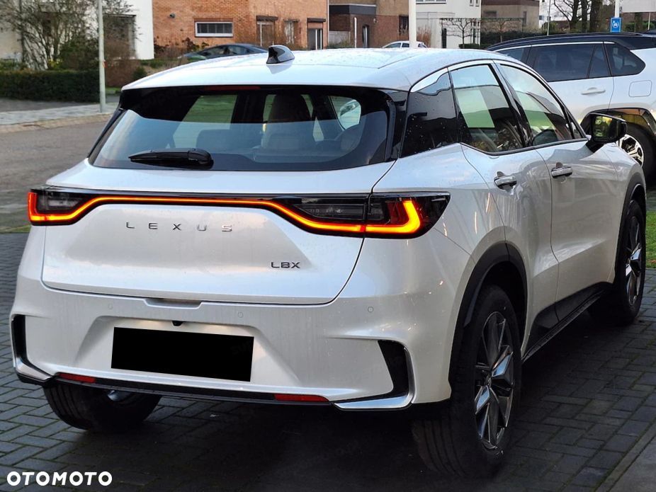 Lexus LBX 1.5 Hybrid Elegant - 5