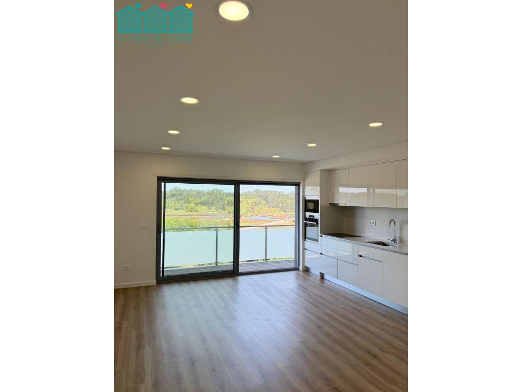 Apartamento T2 com lugar de garagem em Vagos - Grande imagem: 2/11
