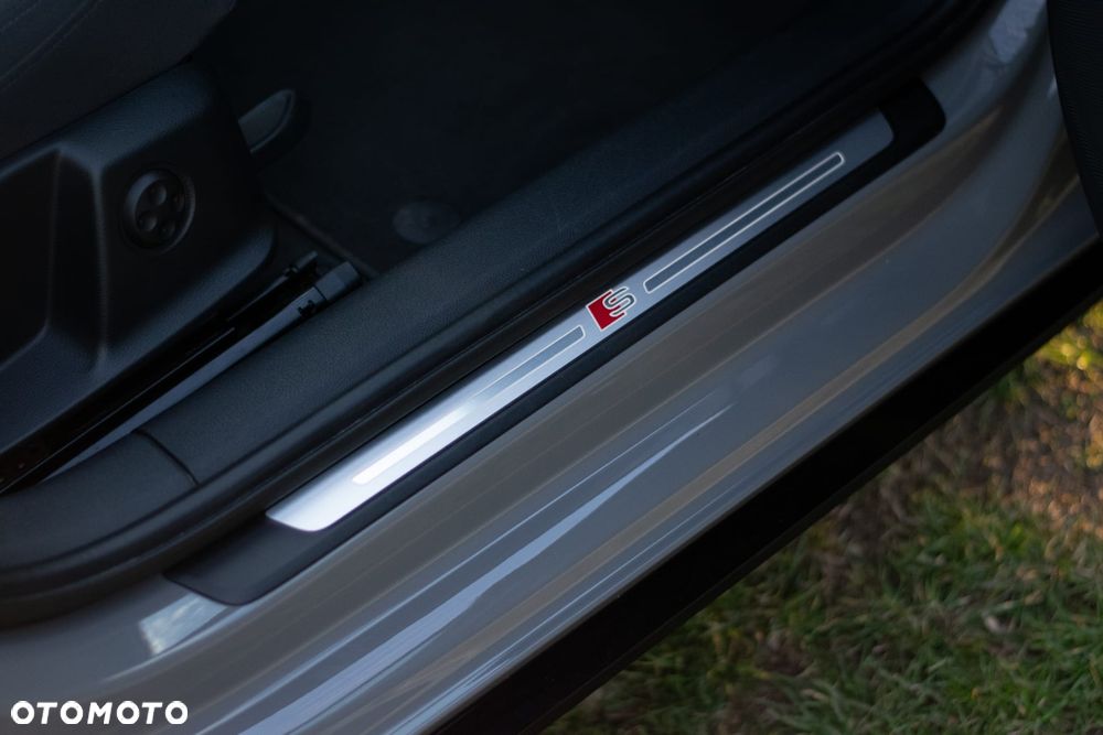 Audi A4 Avant 2.0 TFSI S tronic - 21