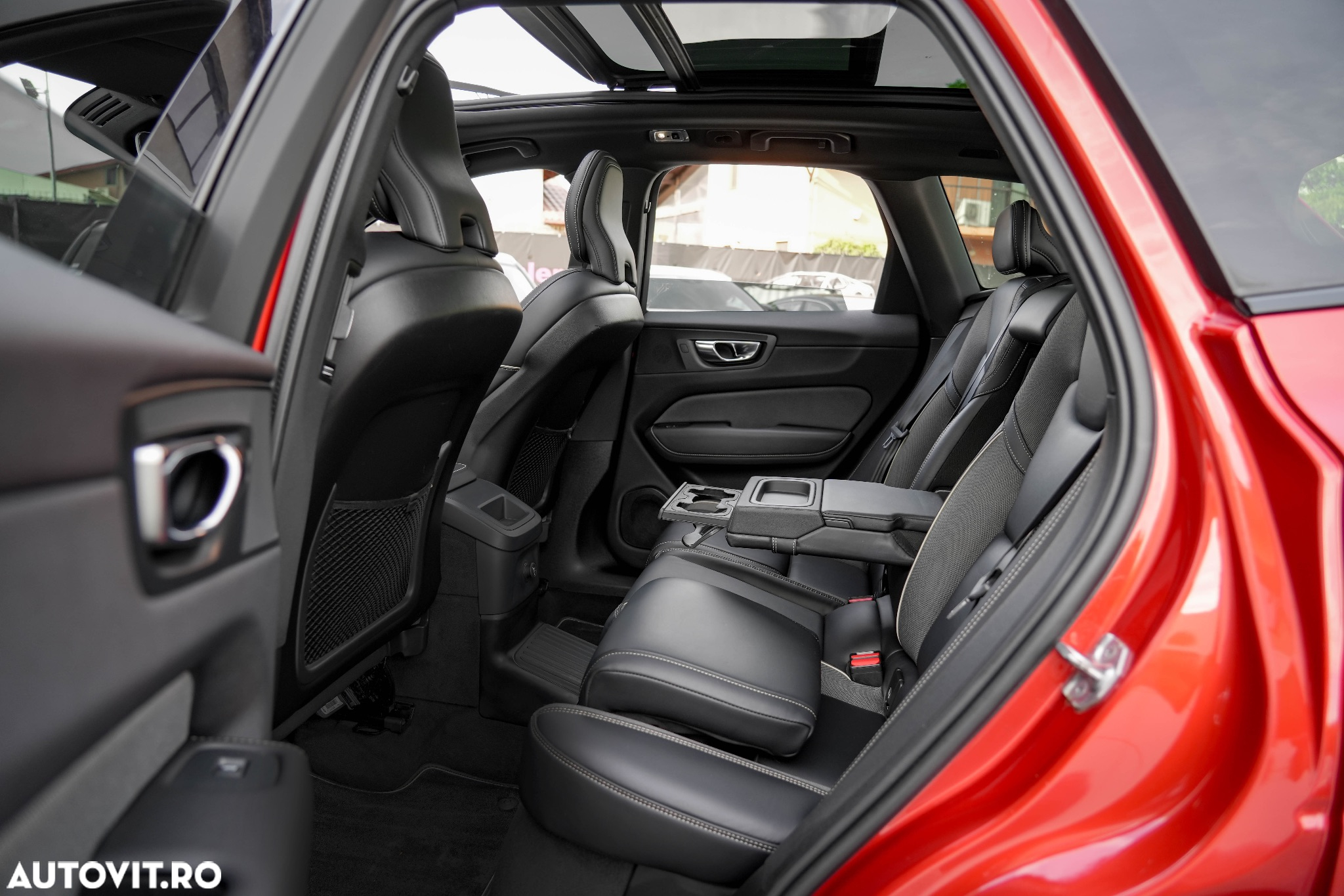 Volvo XC 60 Recharge T8 Twin Engine eAWD R-Design - 21