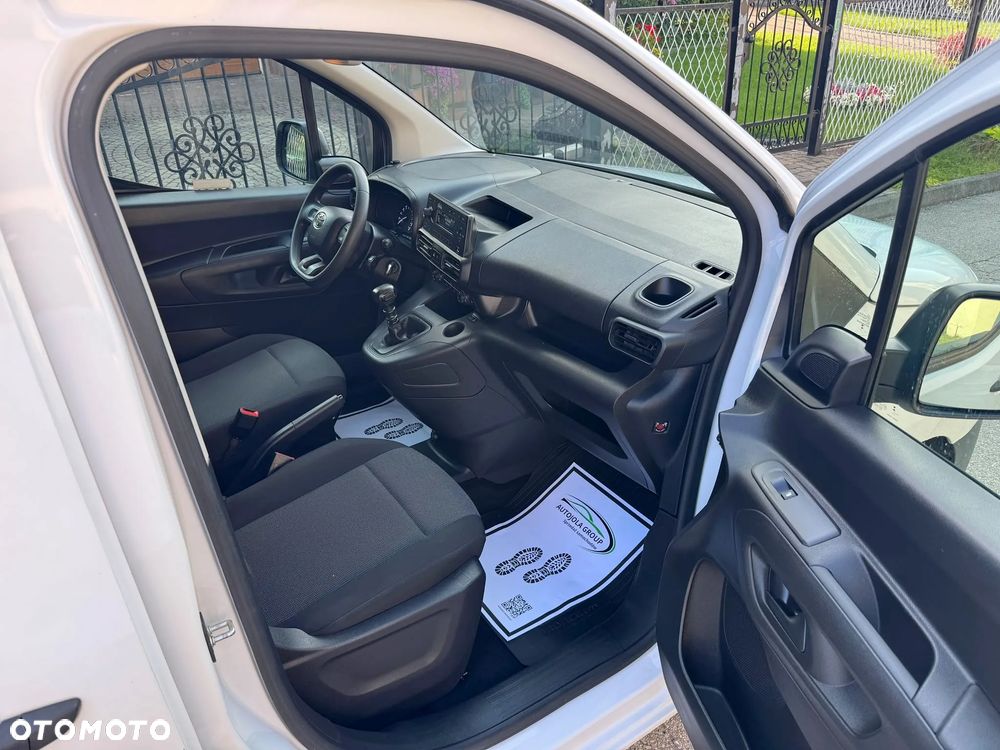 Toyota Proace City LONG - 13
