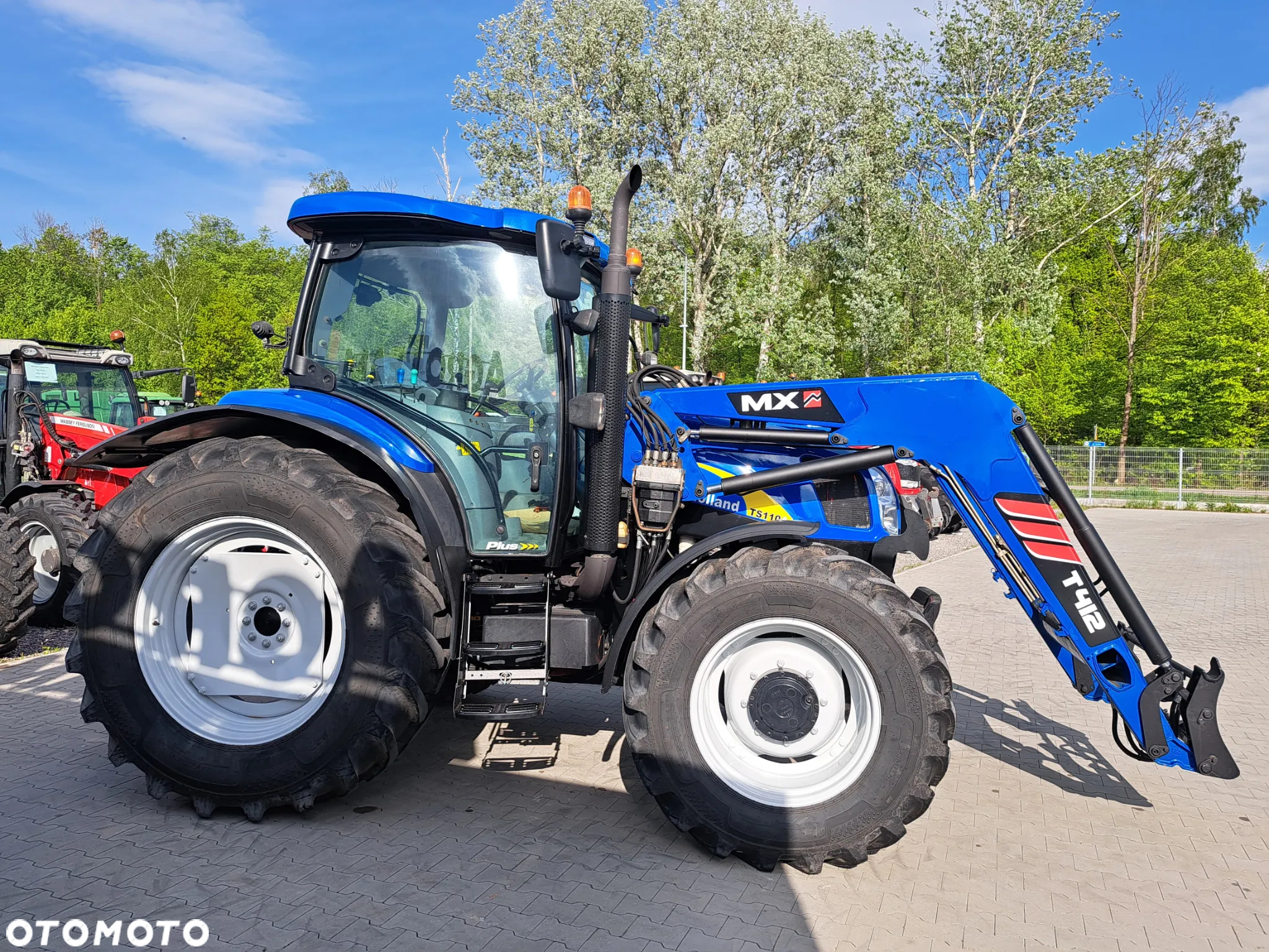 New Holland TS 110A - 4