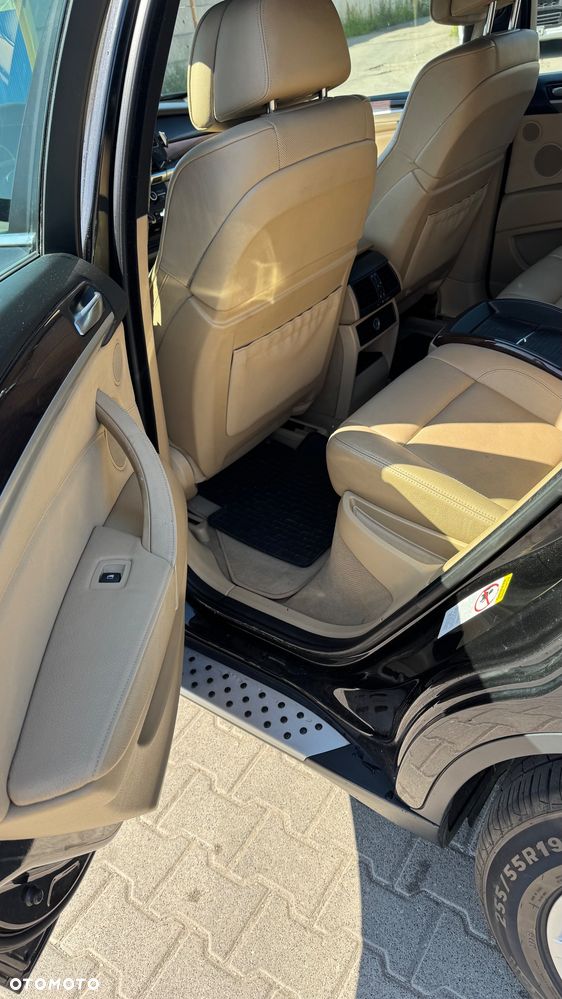 BMW X6 50i xDrive - 4