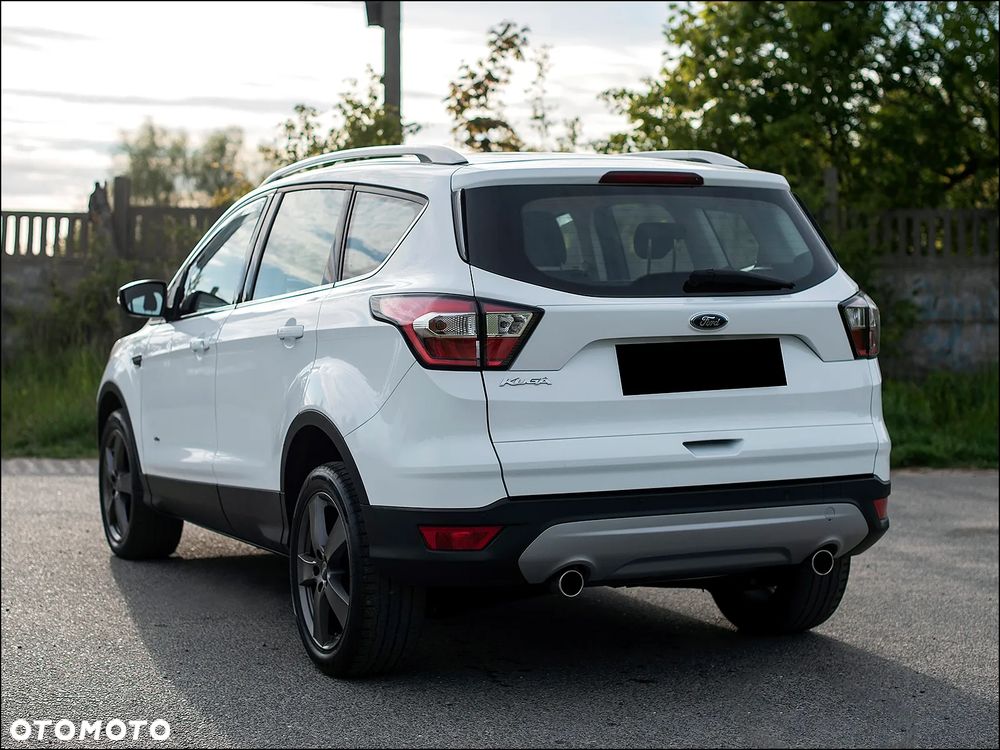 Ford Kuga - 13