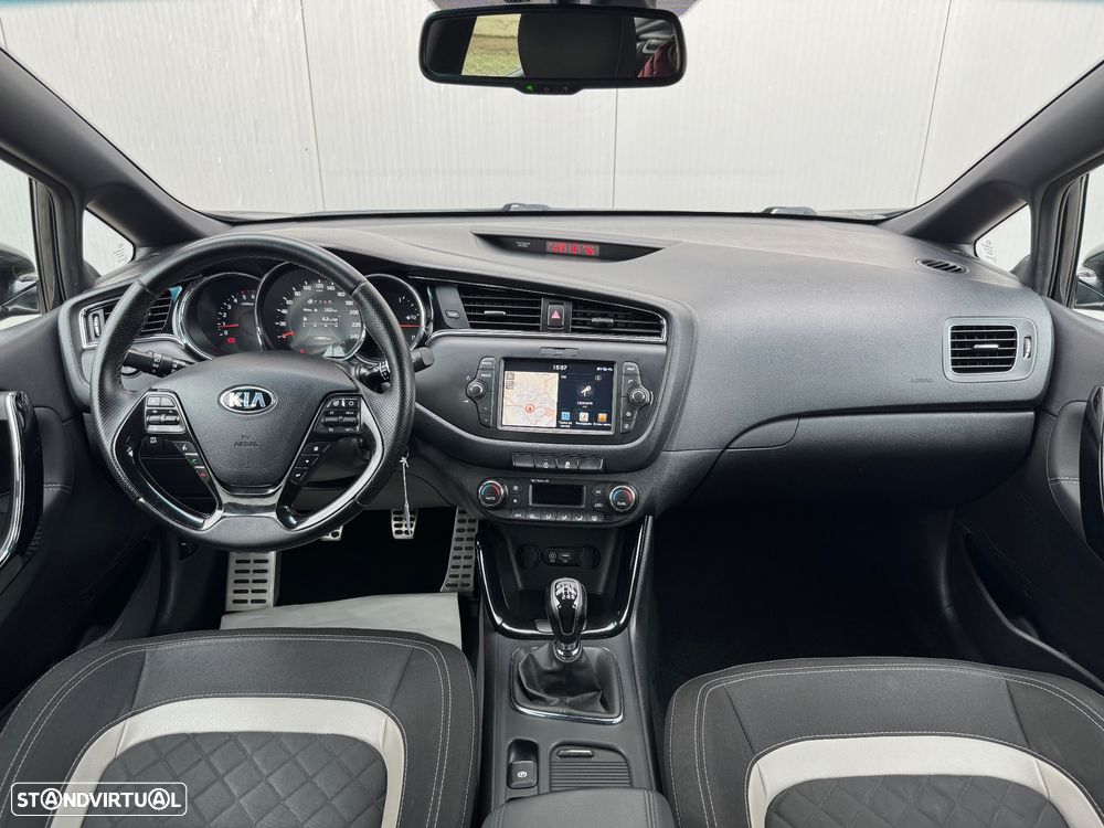 Kia Ceed SW 1.6 CRDi GT Line - 15