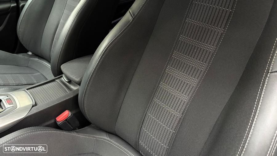 Peugeot 308 1.5 BlueHDi Allure Pack EAT8 - 27