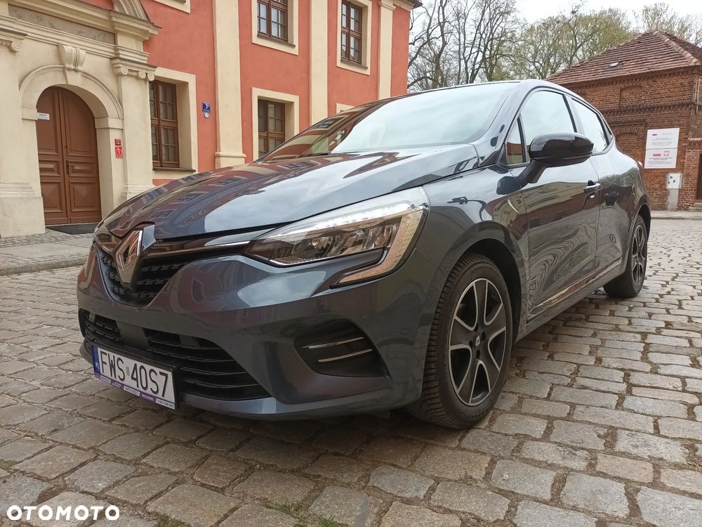 Renault Clio TCe 100 BUSINESS EDITION - 24