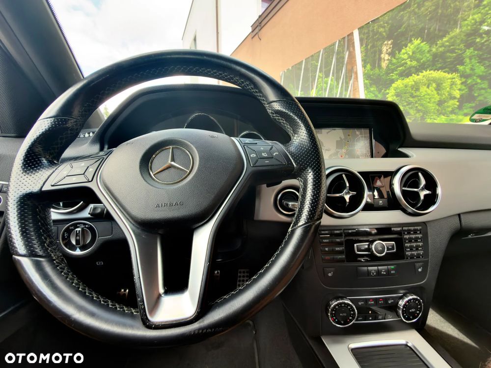 Mercedes-Benz GLK 350 4Matic (BlueEFFICIENCY) 7G-TRONIC - 33