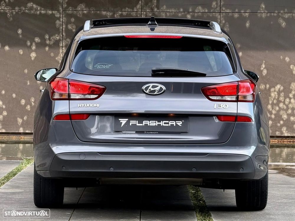 Hyundai i30 SW - 23