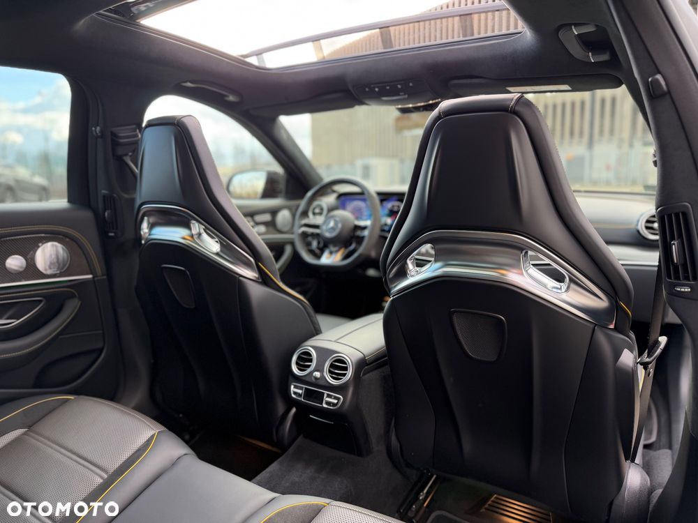 Mercedes-Benz Klasa E - 20