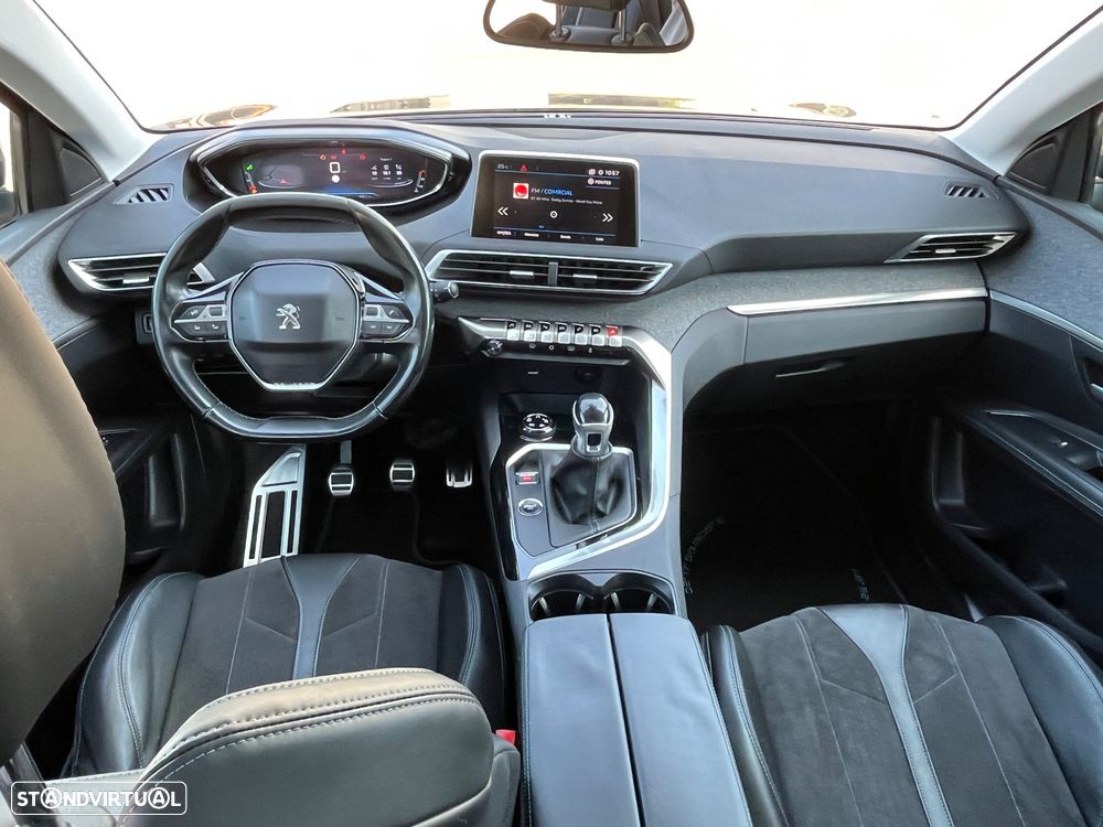Peugeot 3008 PureTech 130 Stop & Start GPF Allure Pack - 19